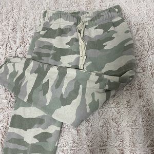 Aerie Camo Joggers